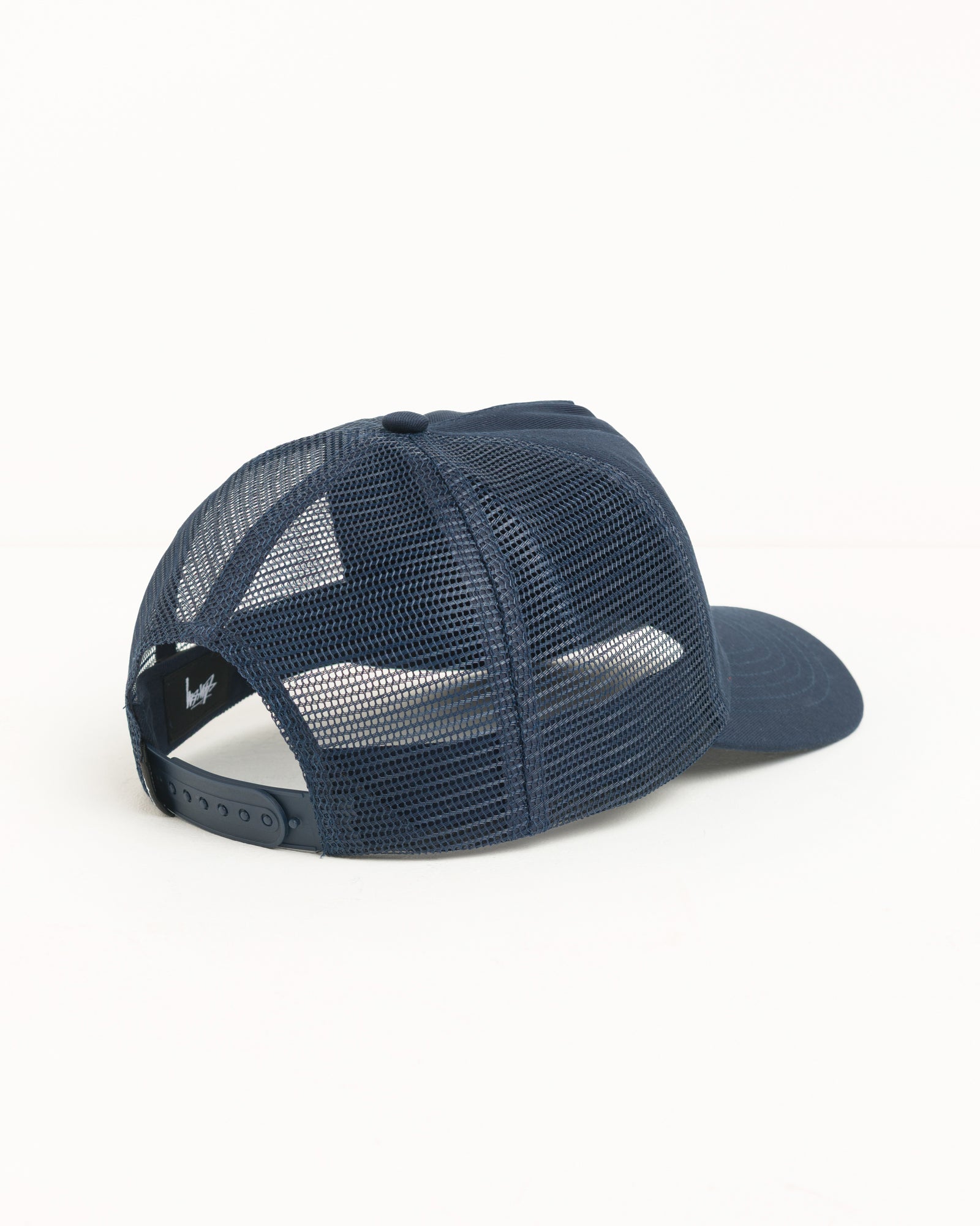 S CROWN TRUCKER - Image 3